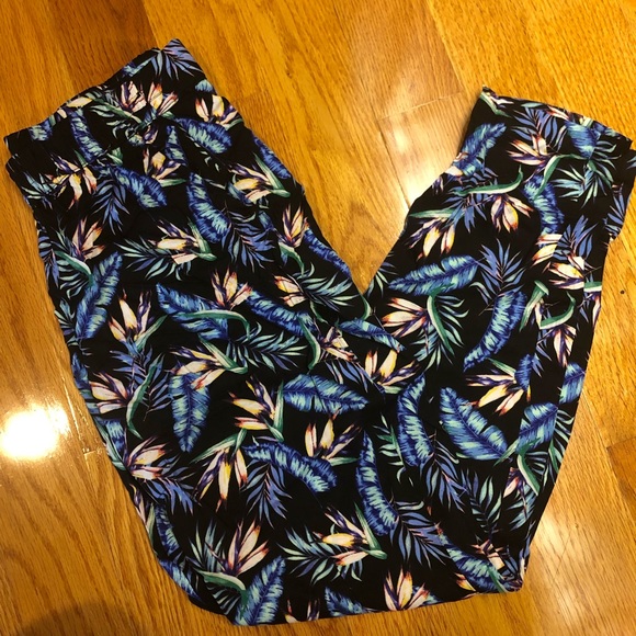 H&M Pants - H&M floral leggings